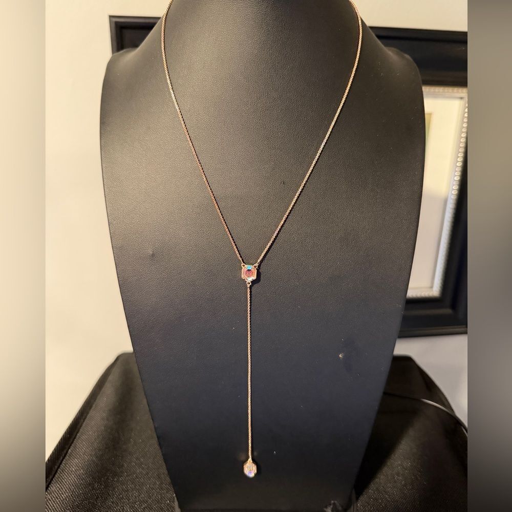 NWT Kendra Scott "Tomon" lariat Necklace in rose gold metal w/ dichroic glass! - Picture 11 of 13